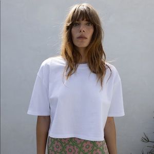 NWOT Zara Perfect Cropped White Tee